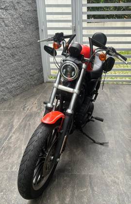 HARLEY-DAVIDSON SPORTSTER XL 883 R HARLEY-DAVIDSON SPORTSTER XL 883 R